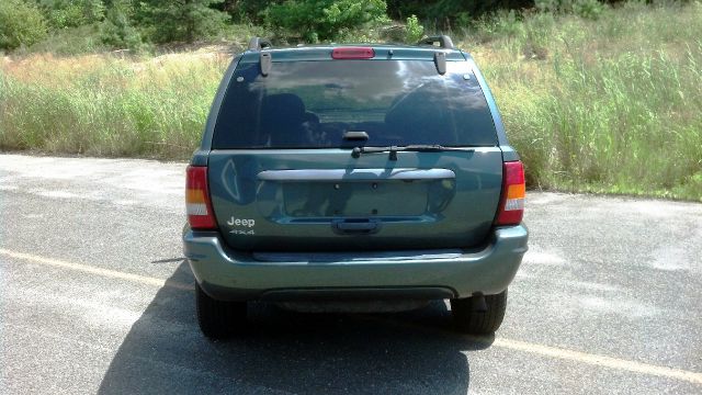 2004 Jeep Grand Cherokee 4dr 114 WB W/4.6l AWD