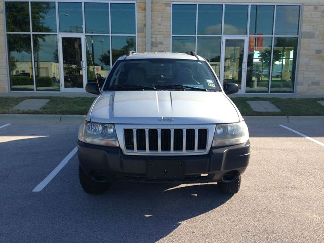 2004 Jeep Grand Cherokee Sedan 4dr