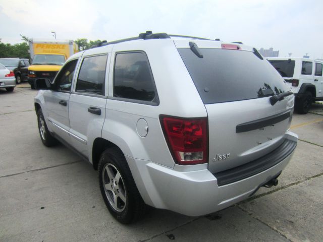 2005 Jeep Grand Cherokee 4dr 2.9L Twin Turbo AWD SUV