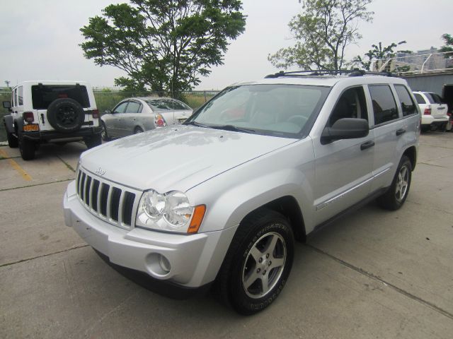 2005 Jeep Grand Cherokee 4dr 2.9L Twin Turbo AWD SUV