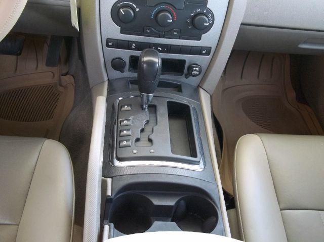 2005 Jeep Grand Cherokee AWD Ultimate