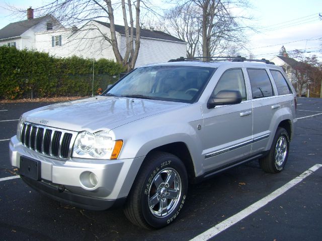 2005 Jeep Grand Cherokee Super