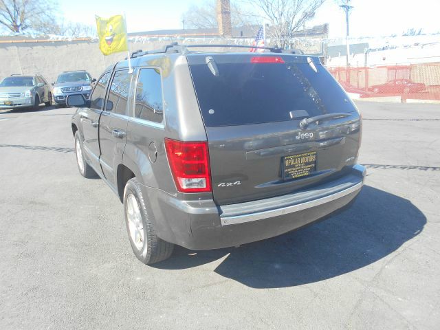 2005 Jeep Grand Cherokee SLT 25