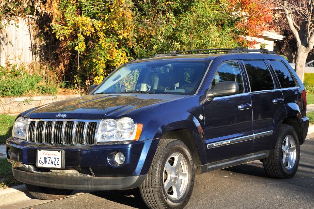 2005 Jeep Grand Cherokee Super