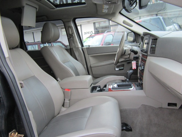 2005 Jeep Grand Cherokee Super