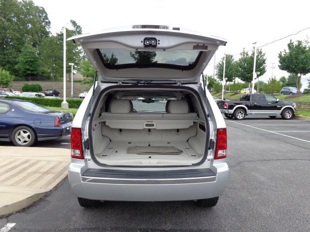 2005 Jeep Grand Cherokee SLT 25