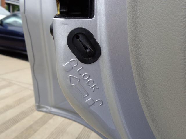 2005 Jeep Grand Cherokee SLT 25