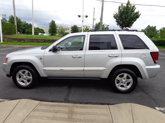 2005 Jeep Grand Cherokee SLT 25