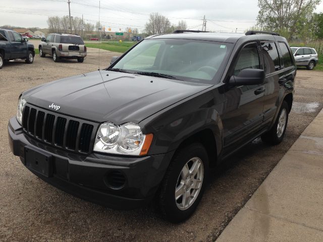 2005 Jeep Grand Cherokee LS
