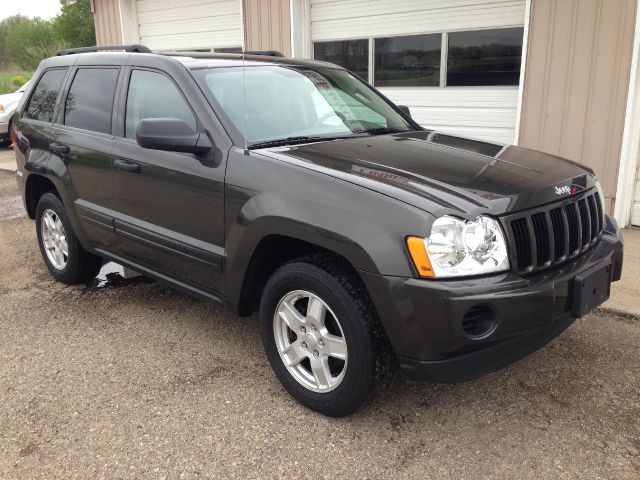 2005 Jeep Grand Cherokee LS