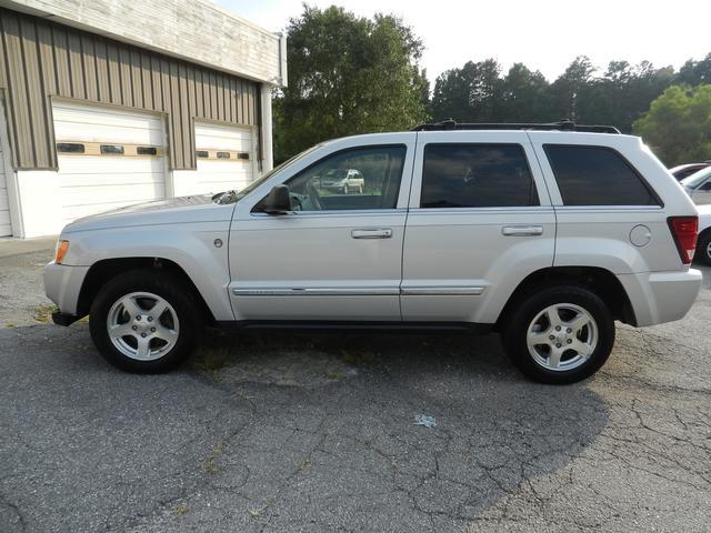 2005 Jeep Grand Cherokee SLT 25