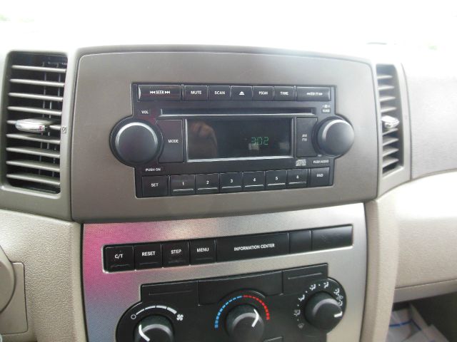 2005 Jeep Grand Cherokee Base W/nav.sys