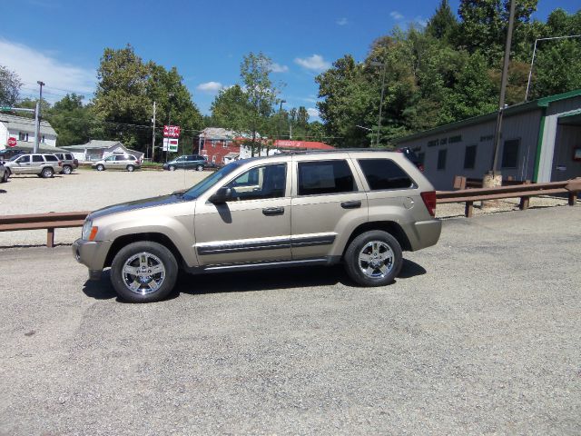 2005 Jeep Grand Cherokee LS