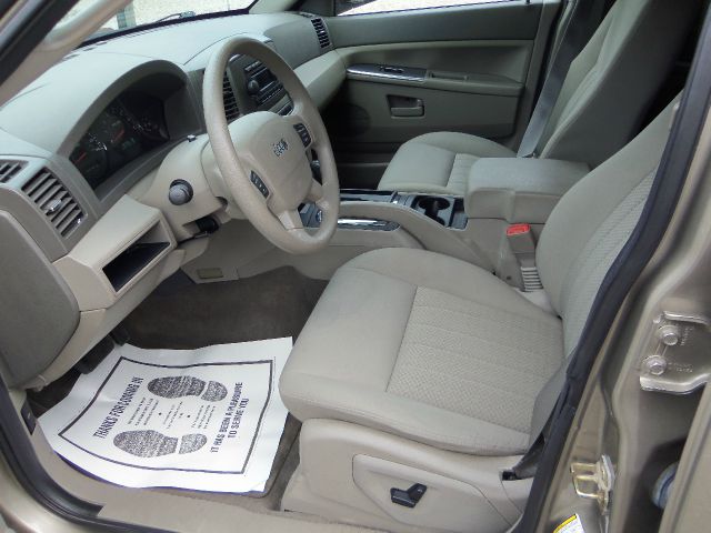 2005 Jeep Grand Cherokee LS