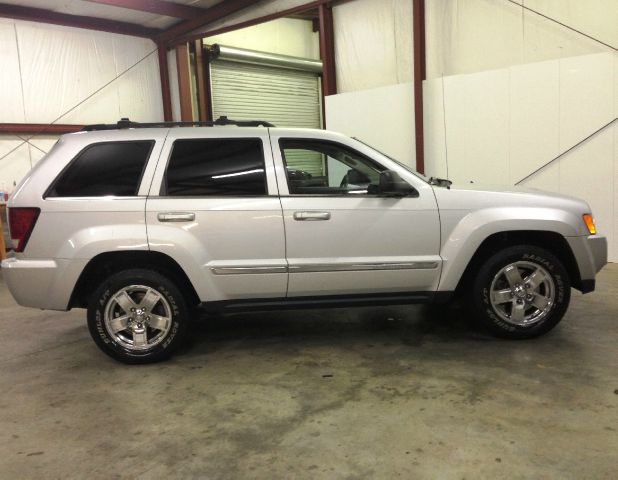 2005 Jeep Grand Cherokee 1500 Sport SLT Topper4x2 One Owner