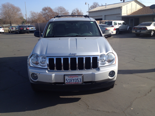 2005 Jeep Grand Cherokee Super