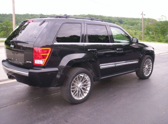 2005 Jeep Grand Cherokee Super