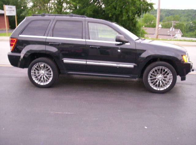 2005 Jeep Grand Cherokee Super