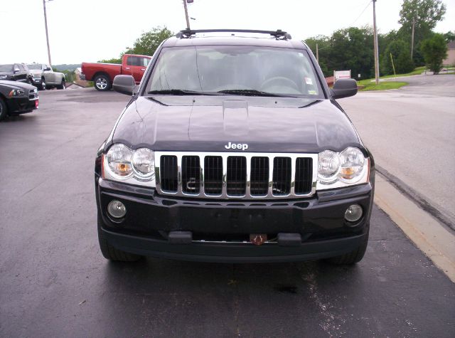 2005 Jeep Grand Cherokee Super