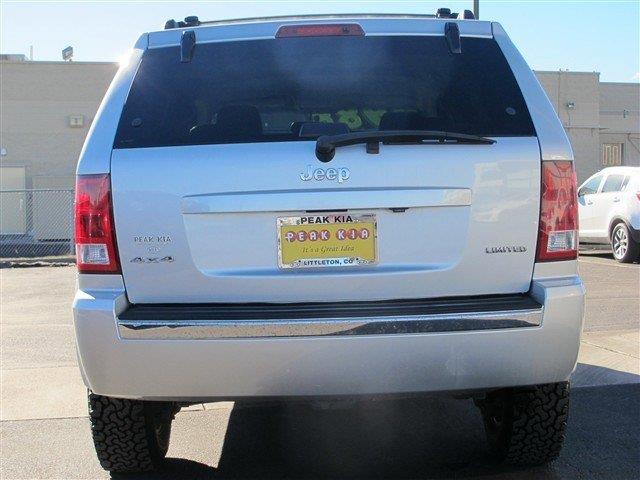 2005 Jeep Grand Cherokee 4DR