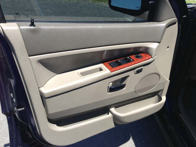 2005 Jeep Grand Cherokee Super