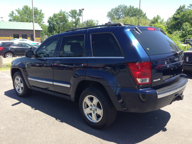 2005 Jeep Grand Cherokee Super