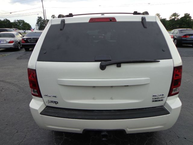 2005 Jeep Grand Cherokee Super