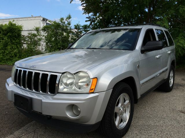 2005 Jeep Grand Cherokee C1500 Scottsdale