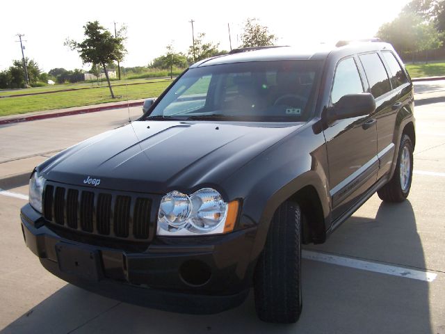 2005 Jeep Grand Cherokee Sedan 4dr