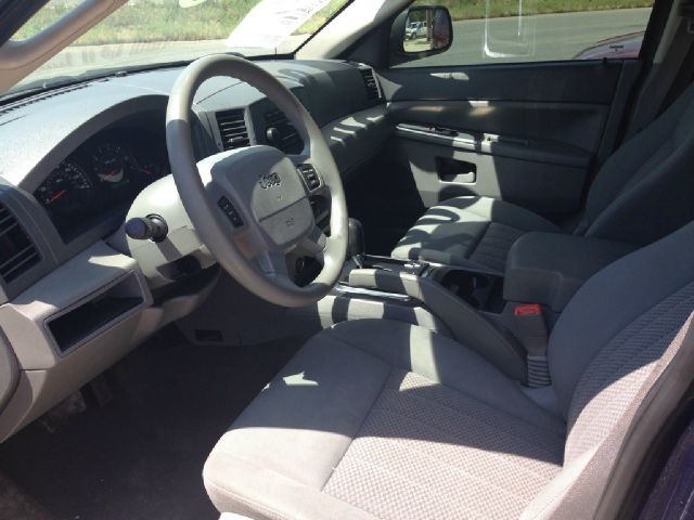 2005 Jeep Grand Cherokee Base W/nav.sys