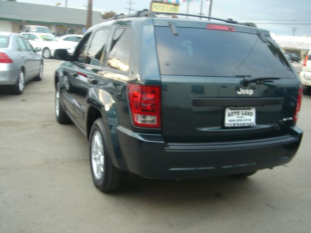 2005 Jeep Grand Cherokee Unknown