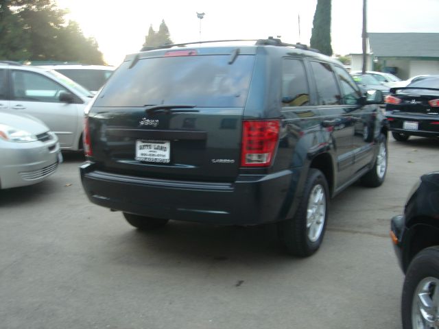 2005 Jeep Grand Cherokee Unknown