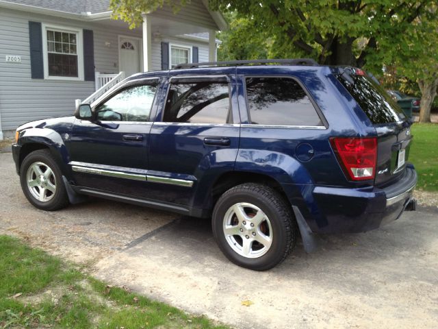 2005 Jeep Grand Cherokee Super