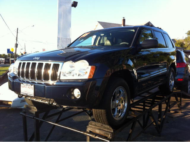 2005 Jeep Grand Cherokee Super