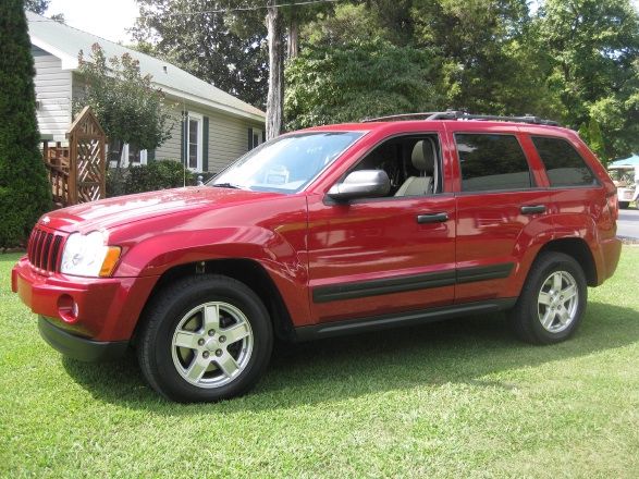2005 Jeep Grand Cherokee Sedan 4dr
