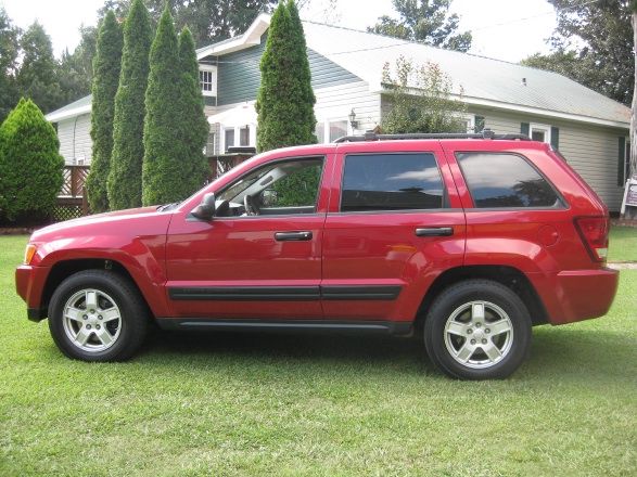 2005 Jeep Grand Cherokee Sedan 4dr