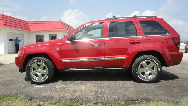 2005 Jeep Grand Cherokee Super