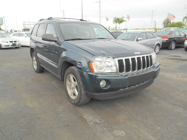 2005 Jeep Grand Cherokee Super