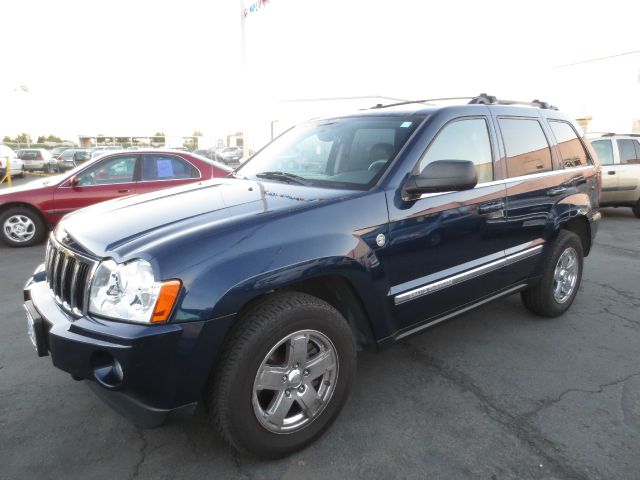 2005 Jeep Grand Cherokee Super