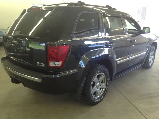 2005 Jeep Grand Cherokee Super