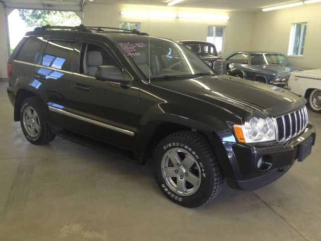2005 Jeep Grand Cherokee Super