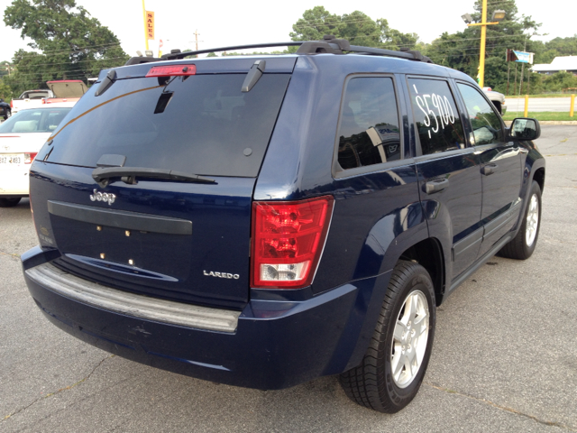2005 Jeep Grand Cherokee Sedan 4dr