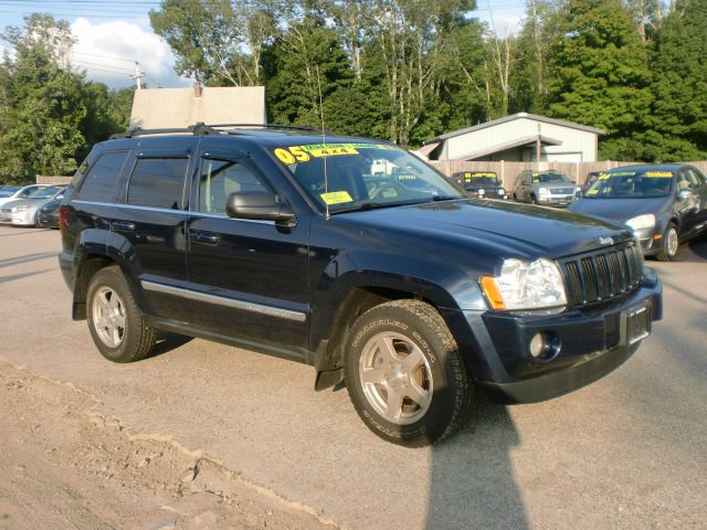 2005 Jeep Grand Cherokee Super
