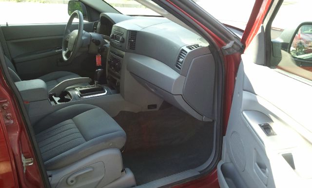 2005 Jeep Grand Cherokee Base W/nav.sys