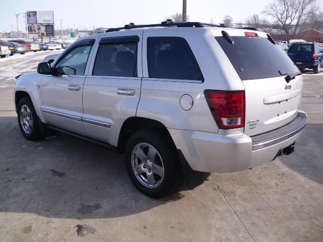 2005 Jeep Grand Cherokee SLT 25