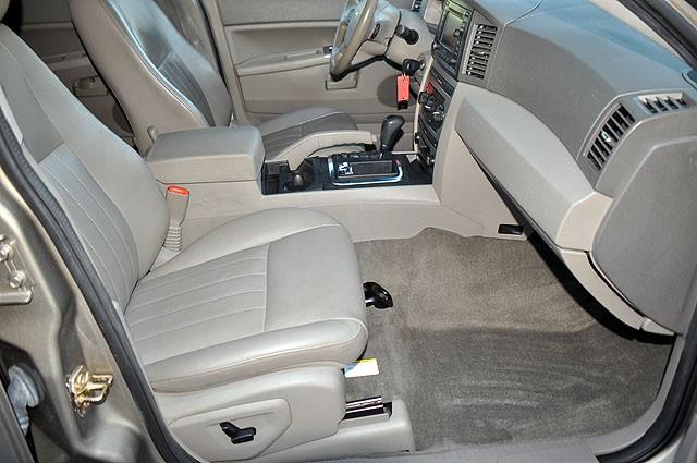 2005 Jeep Grand Cherokee LS