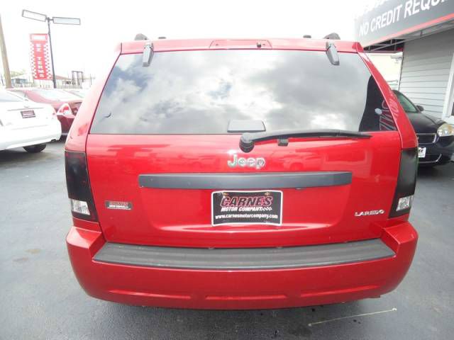 2005 Jeep Grand Cherokee Sedan 4dr