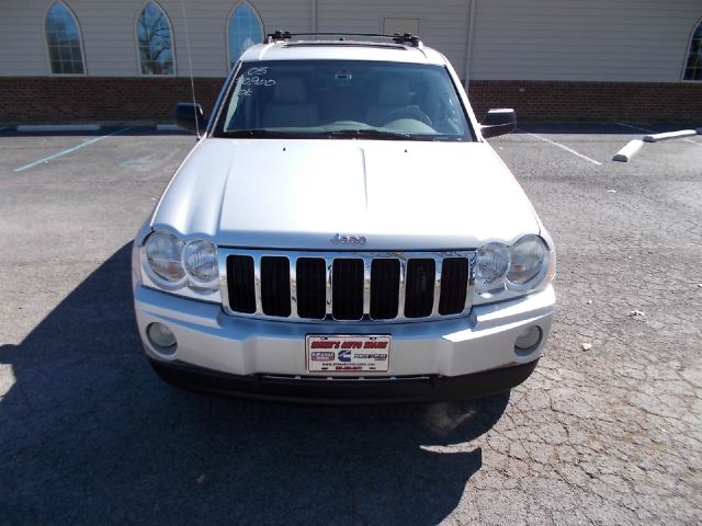 2005 Jeep Grand Cherokee Super