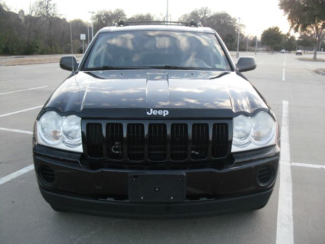 2005 Jeep Grand Cherokee Sedan 4dr