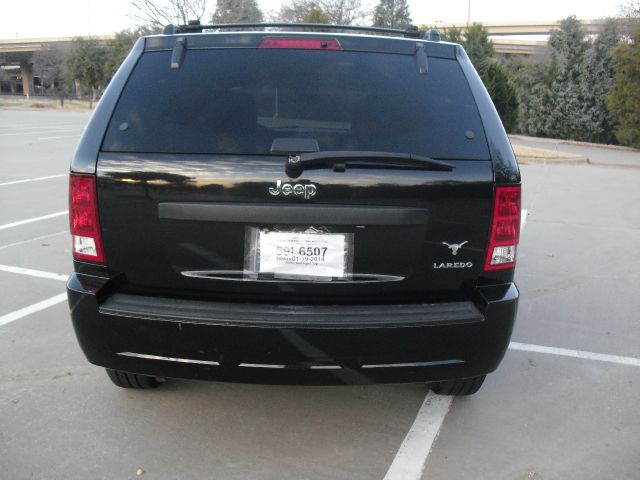 2005 Jeep Grand Cherokee Sedan 4dr